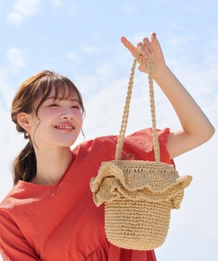 Tiaclasse フリルのショルダーバッグ ベージュ