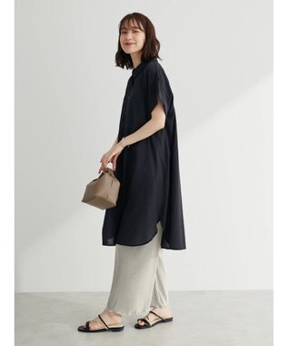 Green Parks ミディ丈半袖シャツワンピース Black