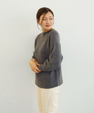 TOQUE 〈大草直子さんアドバイザー〉ベビーアルパカ ミドルゲージ モックネックニット チャコールグレー