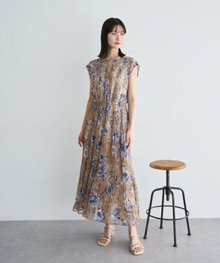 YECCA VECCA 【追加生産】フラワー柄シアープリーツワンピース Ivory