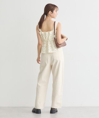 earth music&ecology キラキラフラワー刺繍ビスチェ Ivory