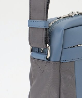 Y'SACCS ブロックモチーフポシェット ブルー【web限定カラー】