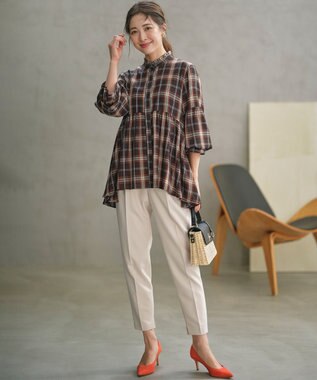 組曲 ライトダブルクロス テーパードパンツ サンドグレージュ系