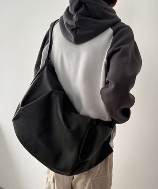 WEGO 【ユニセックス着用ITEM】タックポケットBIGショルダー ブラック