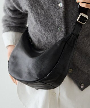 russet ＜ブランド人気No.1ショルダー＞ソフトレザーラウンドショルダーバッグ(CE-1326-WEB) Black2