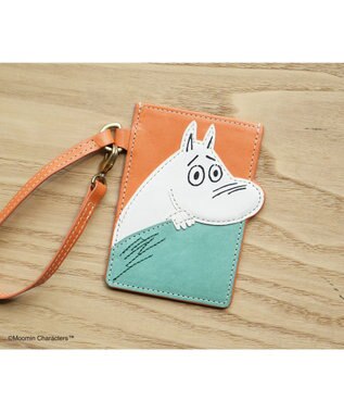 genten MOOMIN collection はみ出しパスケース「ムーミン」 トマトレッド