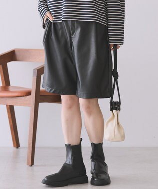 AMERICAN HOLIC フェイクレザーハーフパンツ