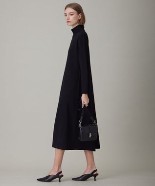 ICB L ウールブレンドスムース ハイネックワンピース ブラック系