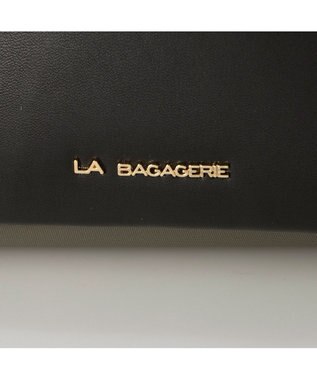 LA BAGAGERIE リサイクルレザー　フラップショルダー グレージュ