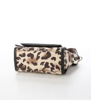 LA BAGAGERIE リサイクルレザー　フラップショルダー レオパード