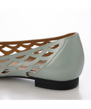 MODE ET JACOMO <carino>レーザーカットフラットパンプス グレー