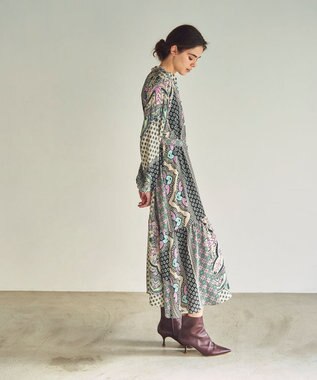 GRACE CONTINENTAL カフタンプリントロングワンピース ベージュ