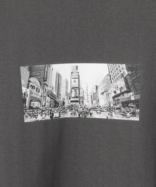 ICB L 【接触冷感・UVケア・洗える】クロップド ロゴTEE チャコール系