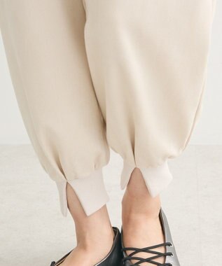 Green Parks ・ｆｕｒｒｙｒａｔｅポンチスエードジョガーパンツ Ivory