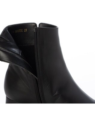 ing <ing>【WEB限定】スクエアトゥショートブーツ ブラック