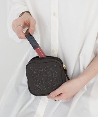 russet コーデュラナイロンスクエアポーチ(CE-1724) D.Brown