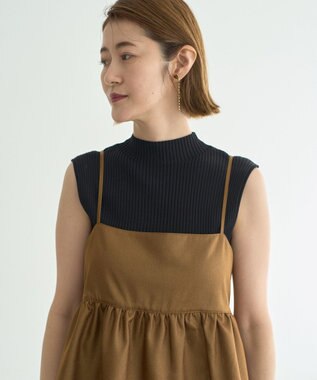 YECCA VECCA シャイニーオーバーキャミ Camel