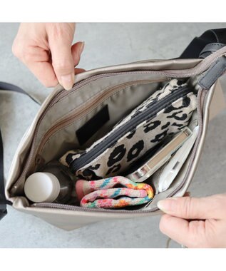 PELLE BORSA コンパクトラウンドショルダー Cheers チアーズ 4686 トープ