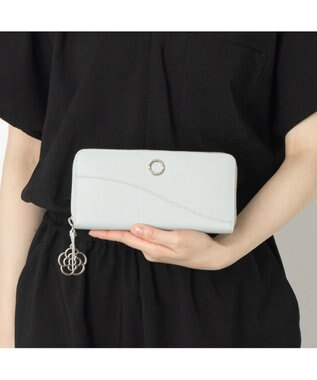CLATHAS カーラ ラウンド長財布 ライトブルー