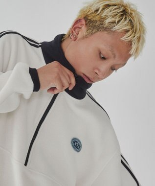 WEGO フリース　ワンポイントハーフZIPプルオーバー オフホワイト