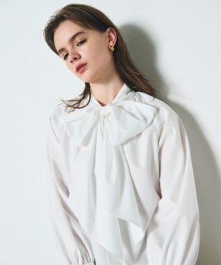 GRACE CONTINENTAL ボウタイギャザートップ ホワイト