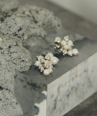 YECCA VECCA パールMIXボリュームピアス Silver