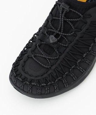 JOSEPH ABBOUD MOUNTAIN 【高い通気性と速乾性】KEEN UNEEK SNK SNEAKER ブラック系