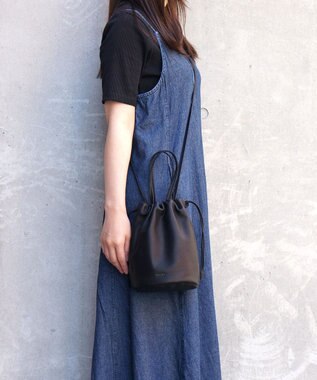 FOLNA RD ソフトレザー2WAY巾着ショルダーバッグ ブラック