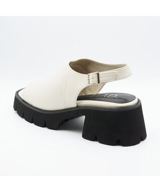 APOM プラットフォームカバーサンダル アイボリー