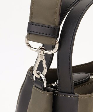 Y'SACCS スクエアすっきりトート SSサイズ カーキ