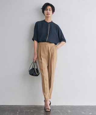 ICB 【人気のため新色追加・洗える】Naiaバックサテン テーパードパンツ ベージュ系