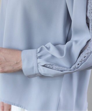 Tiaclasse 【新色追加・洗える】レースパフ袖ブラウス サックス