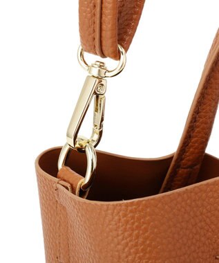 earth music&ecology 【軽量】チャーム付きミニトートバッグ Camel