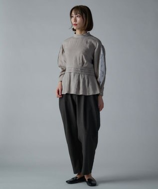 muuc 〈高品質ベルギーリネン100%〉〈通年着られる〉カットジャカード生地デザイン袖 クラシカルシルエットのブラウス ベージュグレー