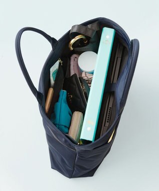 TOCCA 【撥水】ECOLE L バッグ L ネイビー系