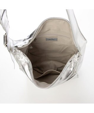 UNBILLION カシュカシュ cachecache / レザータッチソフトショルダーバッグ シルバー
