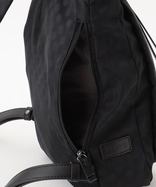 Y'SACCS はっ水ドットジャカード リサイクルレザーコンビ リュック ブラック