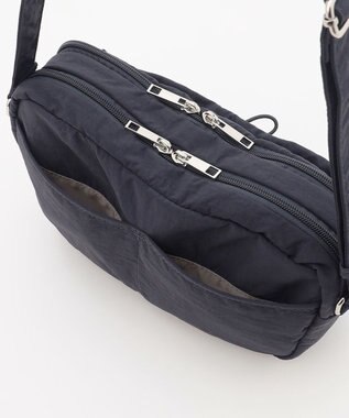 LA BAGAGERIE 【MONICA】クリンクルナイロン　ドロストショルダーバッグ ネイビー