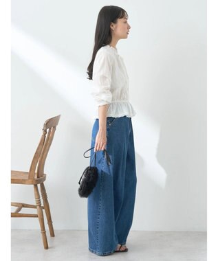 earth music&ecology ピンタックフリルブラウス Off White