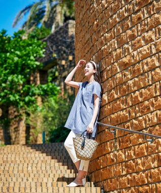 Tiaclasse 【洗える】カットレースチュニックブラウス ブルー