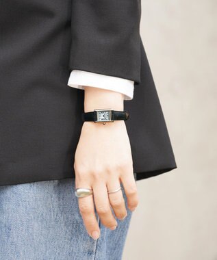 CITIZEN 【電池交換不要】ヴィンテージ調の小ぶりなスクウェアウオッチ EG2790-12A シルバー