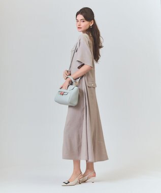 GRACE CONTINENTAL フラップショルダーバッグ ライトグレー