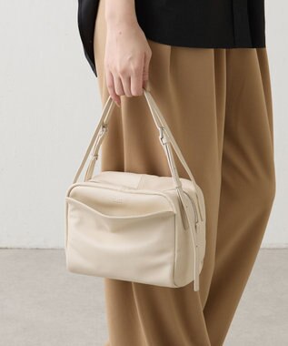 russet kuubo ボックストートバッグ(CE-1633) Ivory