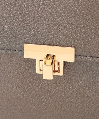 LA BAGAGERIE フロント金具デイリーリュック ガンメタリック