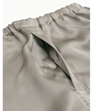 ワコール／睡眠科学 【メンズパジャマ】　シルクサテン　ロング袖・ロングパンツ　睡眠科学／ワコール　YGX583 グレー