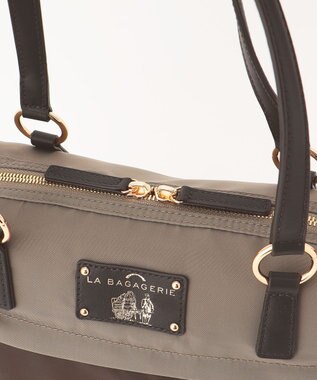 LA BAGAGERIE ウォータープルーフナイロン　2WAYハンドバッグ グレージュ