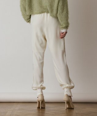 GRACE CONTINENTAL テーパーイージーパンツ キナリ