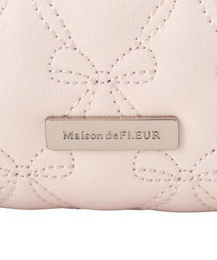 Maison de FLEUR リボンキルティングロングポーチ Light Pink