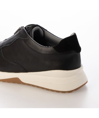 ing <ing>ロックファスナーレザースニーカー ブラック