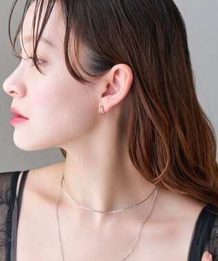 Phoebe 【金属アレルギー対応】【痛くないシリーズ】ストレートシャインクリスタルループフィットイヤリング　シャンパンゴールド シャンパンゴールド